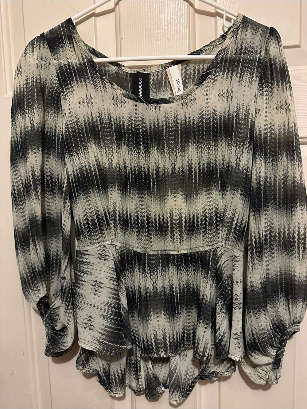 Minimi BackZipper Sheer Blouse